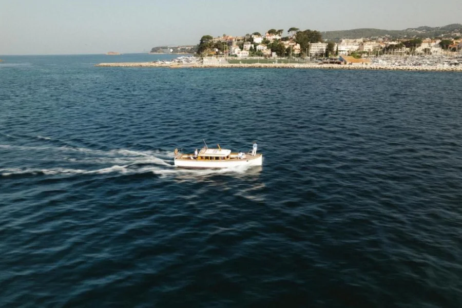 Zannier Île de Bendor visbody